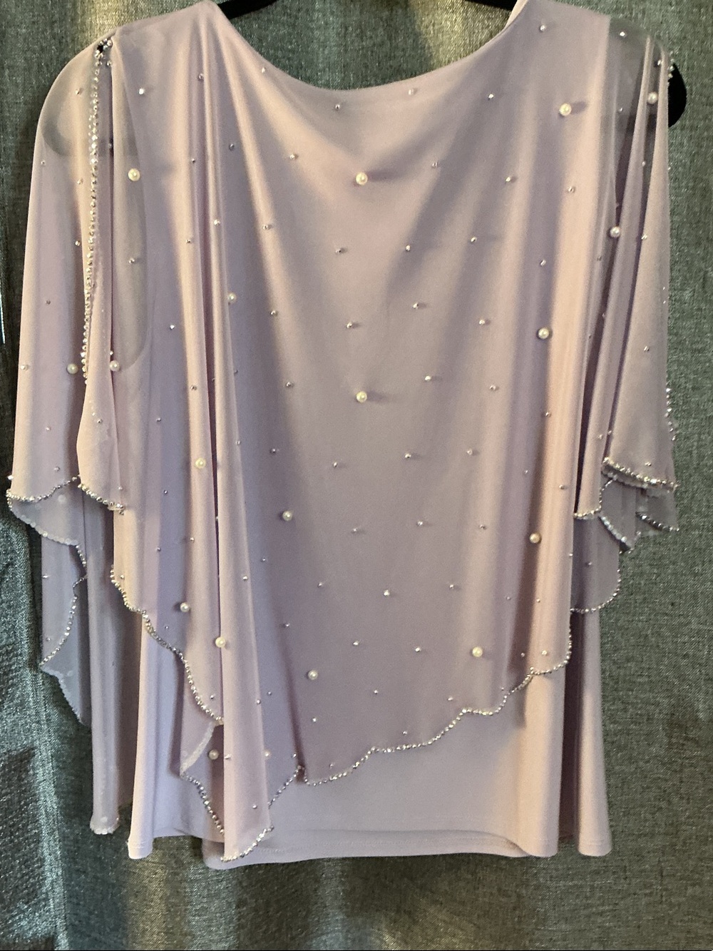 MSK Lavender Pearl-Embellished Cape Sleeve Blouse - Picture 3 of 4
